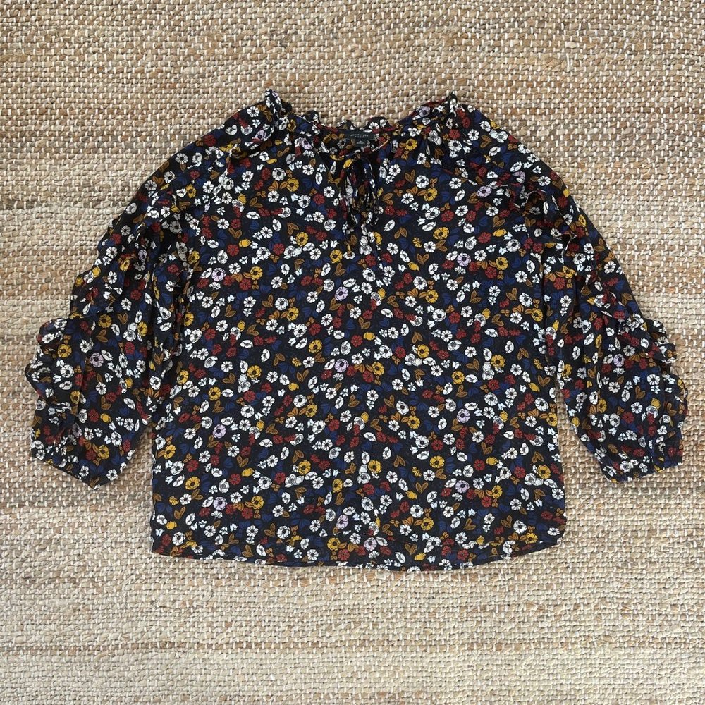 Ann Taylor Factory Women’s Floral Ruffle Trim Blouse Medium